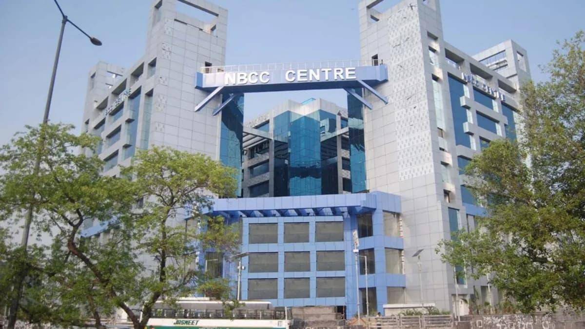 Profit Rises 17%, Revenue Falls 6%
