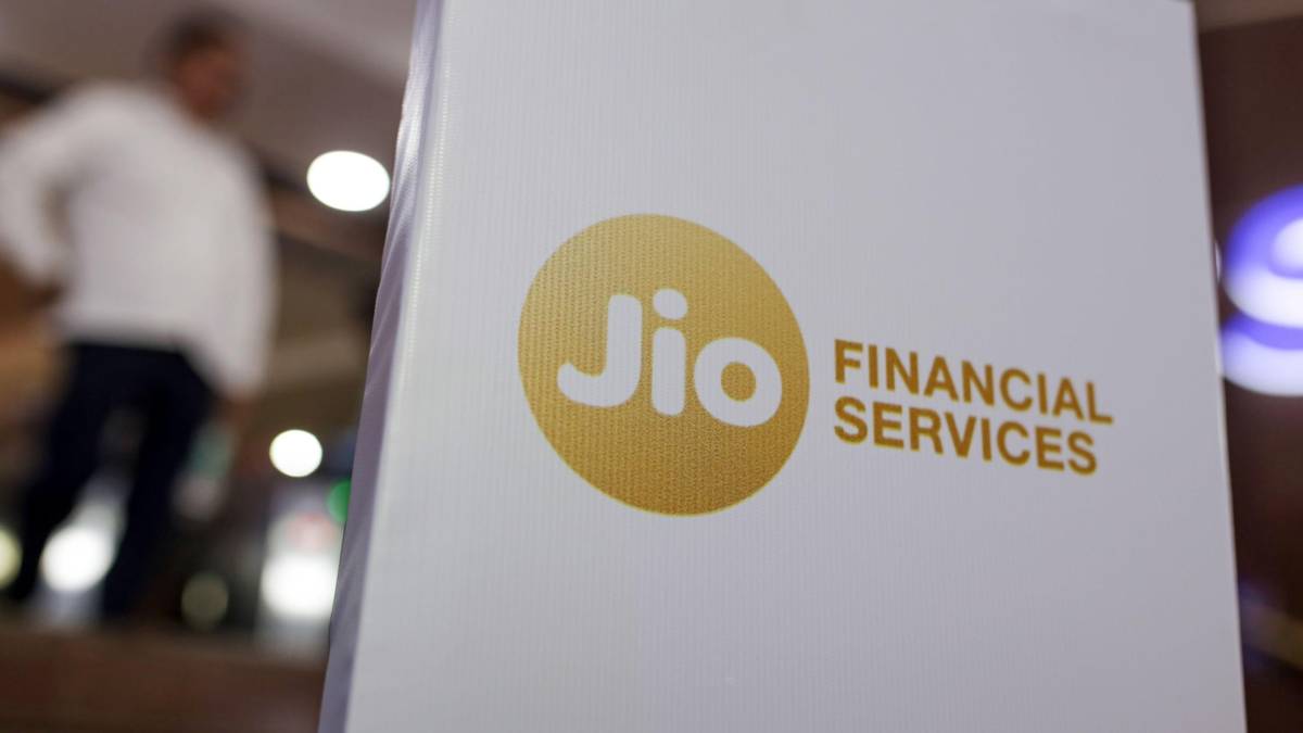 Jio Financial Shares Rise After BofA’s ₹18,268 Crore Jio Credit Deal