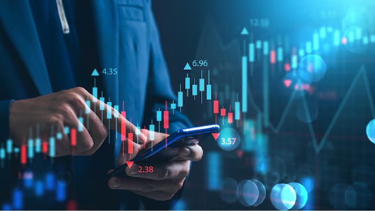 Investor using secure online investment platform