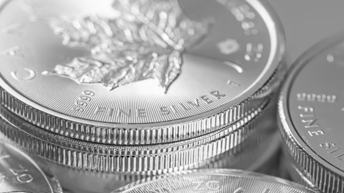 Silver Rate Today in Bangalore: ₹2,401 Per 10g, ₹24,010 Per 100g & ₹2,40,100 Per Kg