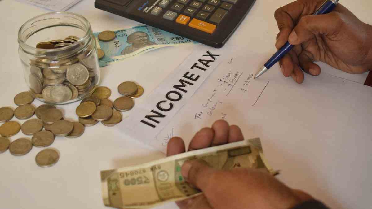Beginner's Guide to Tax Filing, Tax Regimes & Deductions