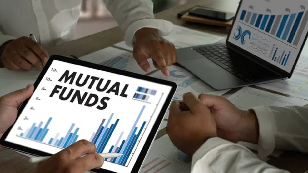 Equity Inflows Fall 15%, Debt Funds Surge