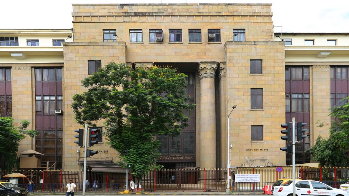RBI Changes Bank Deposit Rate Rules from October 1 – Impact on Fixed Deposits and Savings