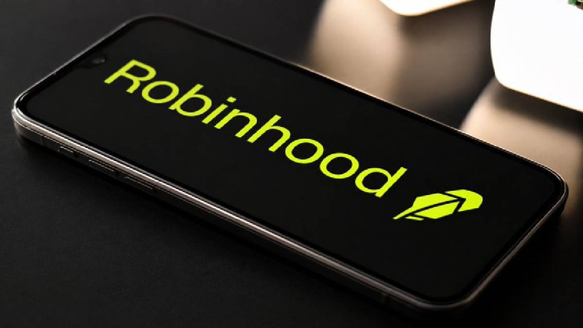Scotiabank Initiates Robinhood Coverage With $136 Price Target Scotiabank Initiates Robinhood Coverage With $136 Price Target
